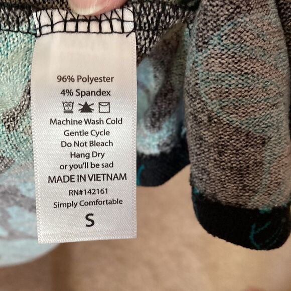LuLaRoe Black and green Sarah‎ - size small (E1) - Picture 5 of 5
